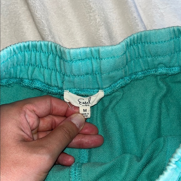 Easel embroidered star wide leg pants - Picture 13 of 16